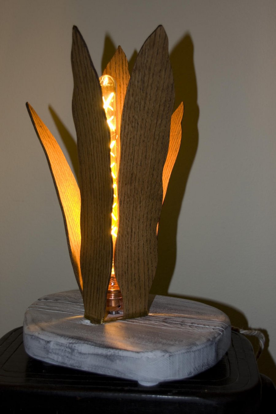 athanatos lamp_7.jpg