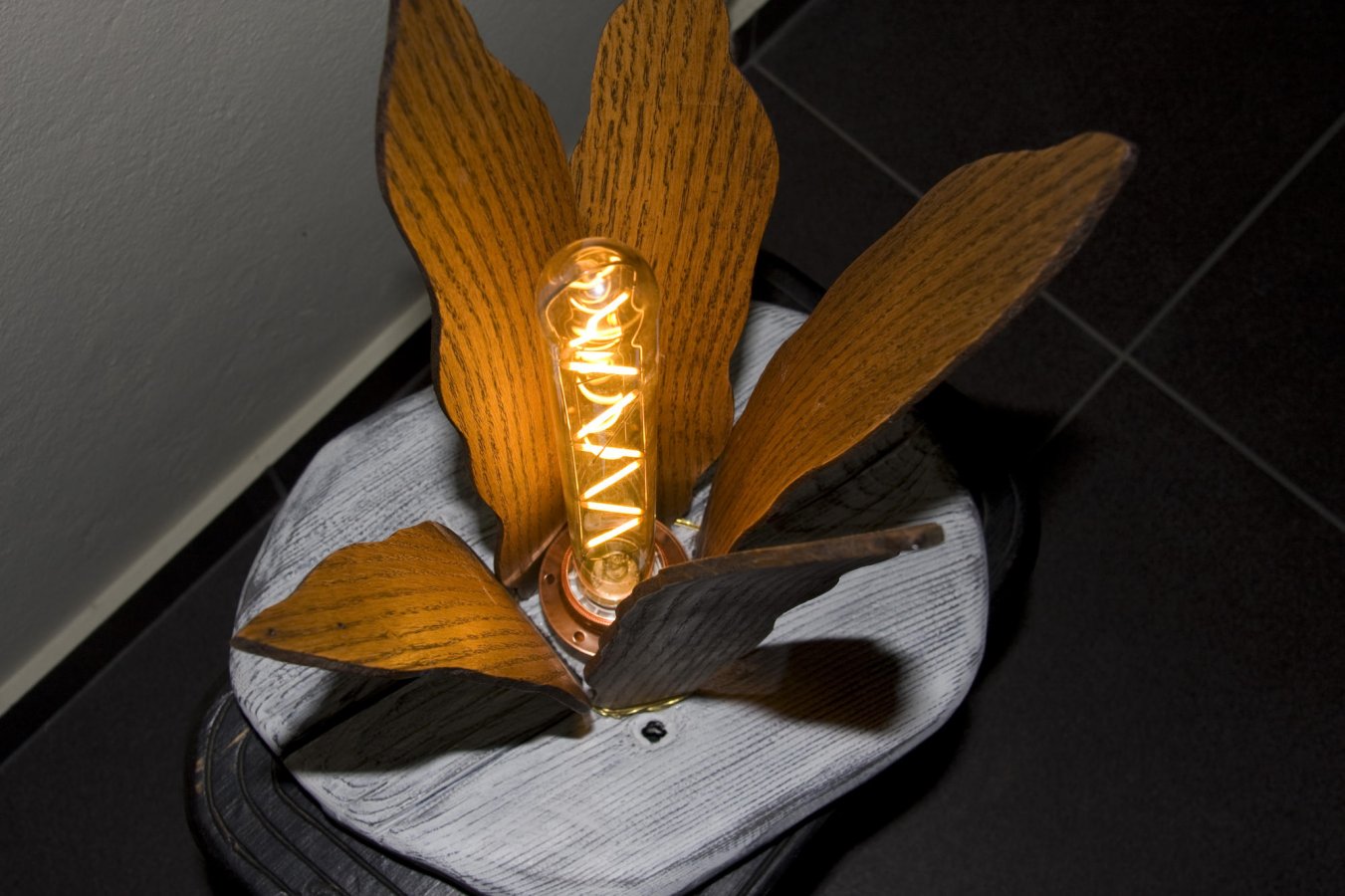 athanatos lamp_8.jpg