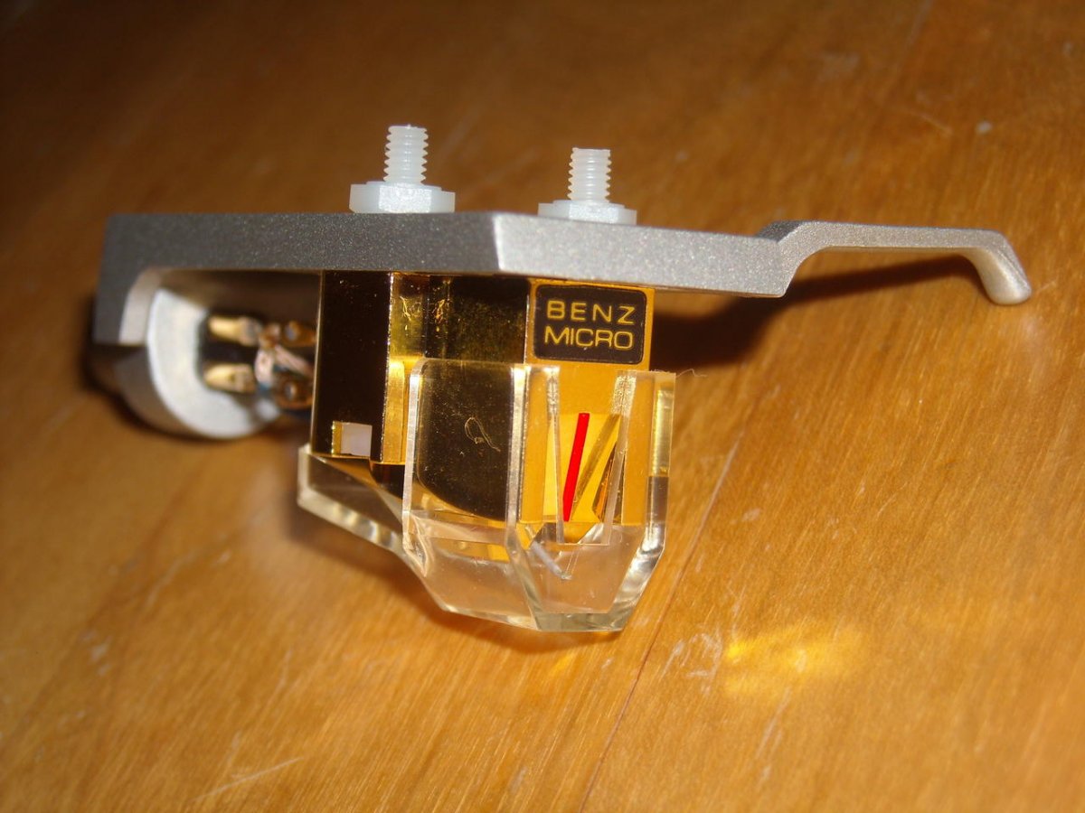 BENZ MC GOLD 002.jpg