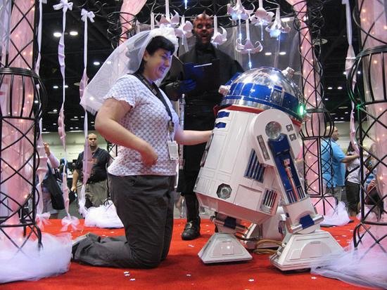 R2-D2-wedding.jpg