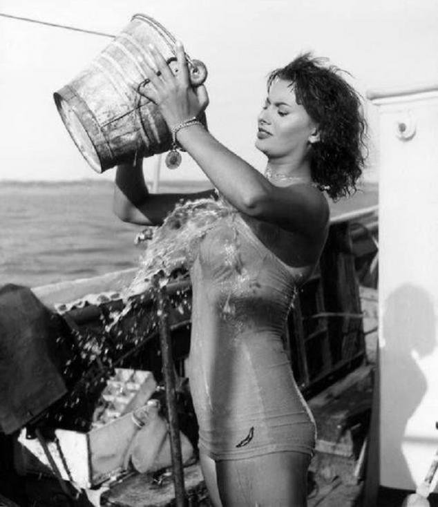 05 Sophia.jpg 05 Sophia.jpg