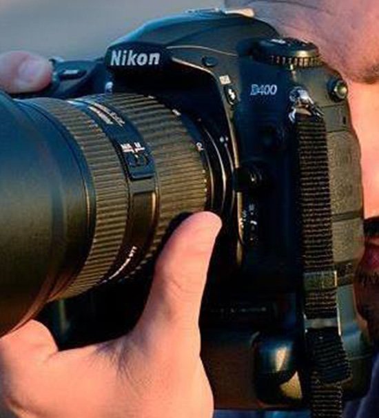 Nikon-D400-DSLR-camera.jpg