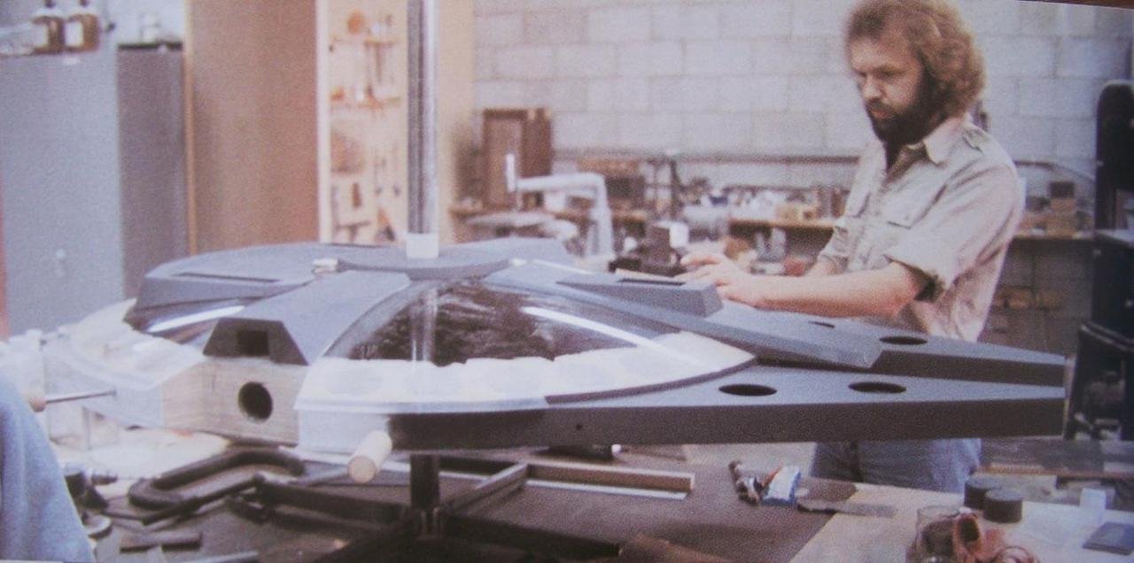 Millennium Falcon (Lorne Peterson).jpg