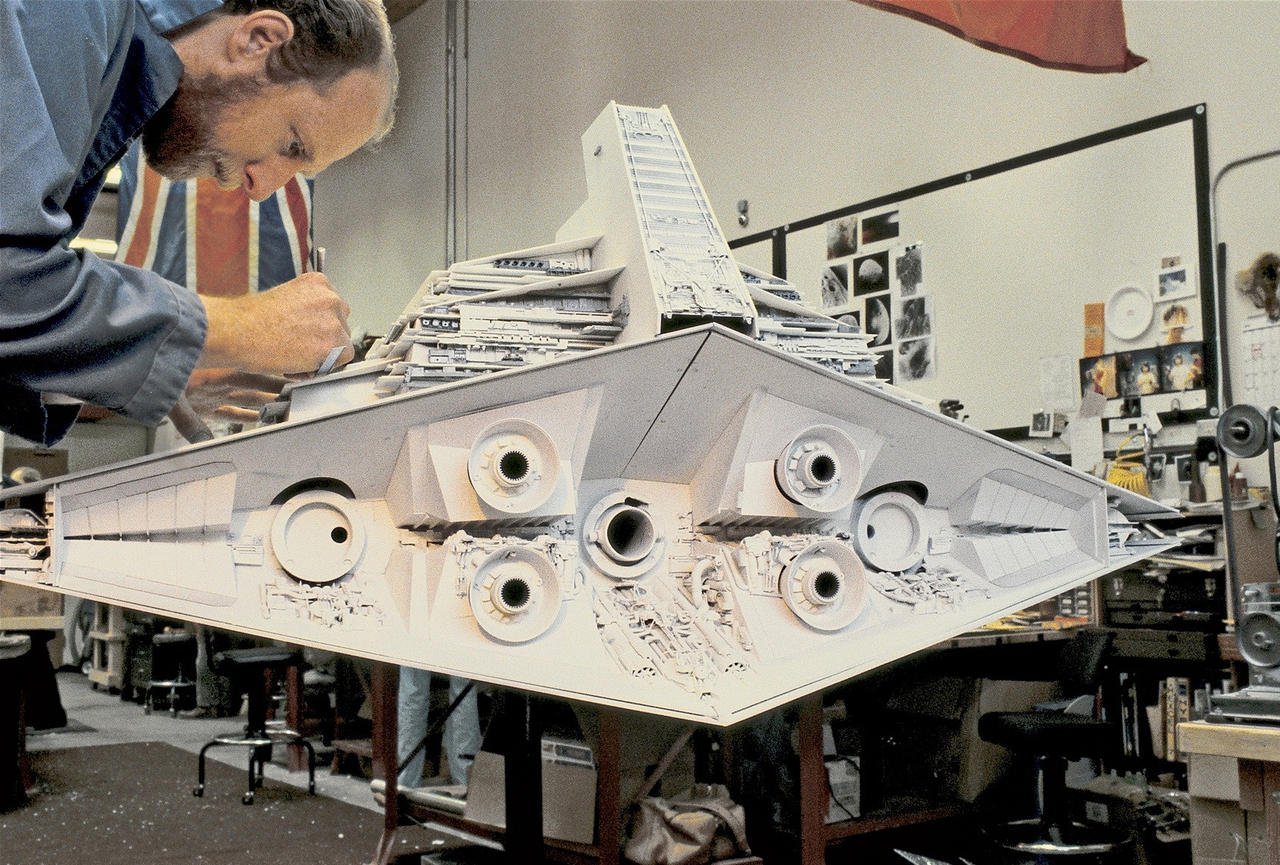 Star Destroyer (Steve Gawley).jpg