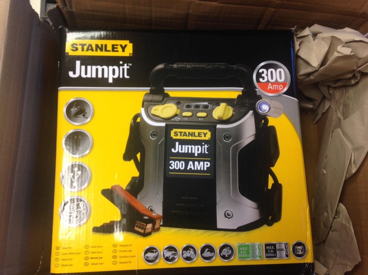 stanley_starter_battery.jpg