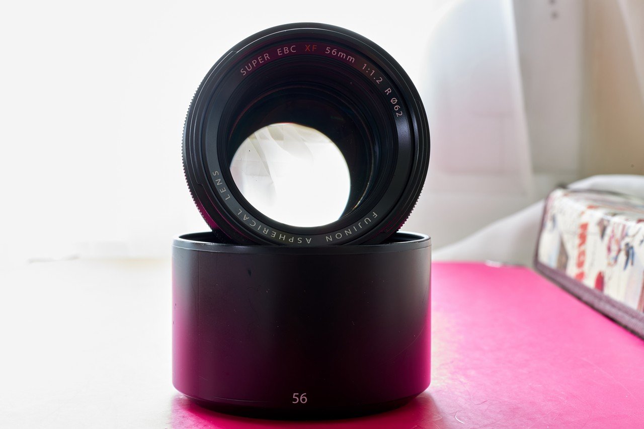 _U5A0524  fuji 56 f1.2 r.jpg