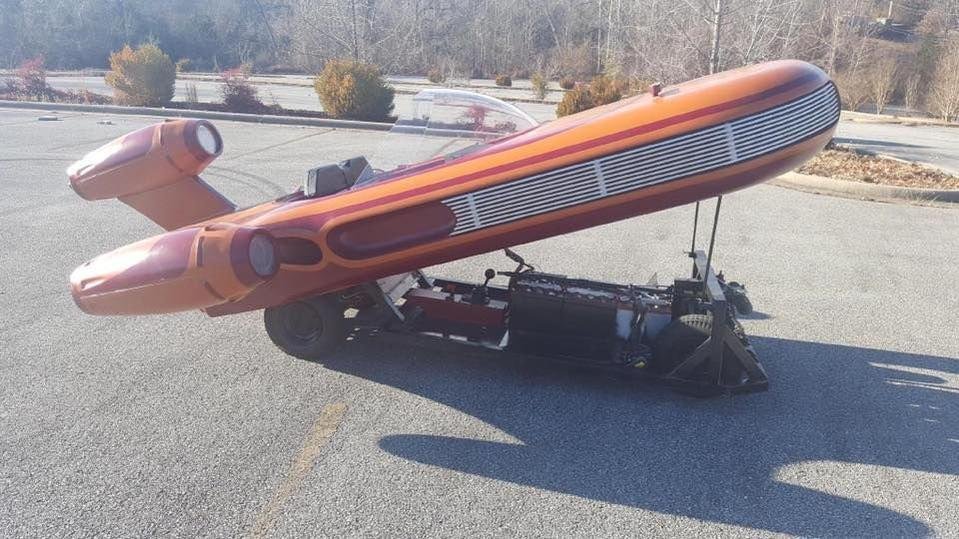 Scott's Velvet landspeeder 03.jpg