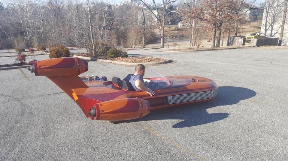 Scott Velvet's landspeeder 02.jpg