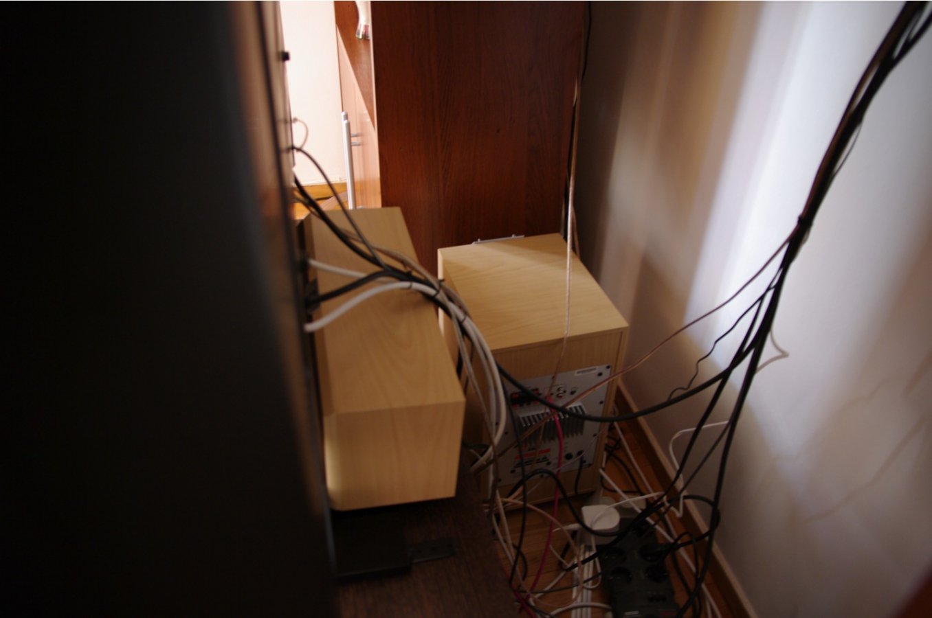 cables_jbl.JPG