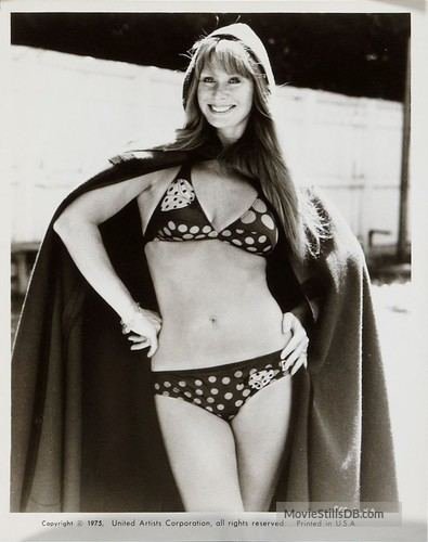 catherine-schell-Lana-queen-of-the-amazons.jpg