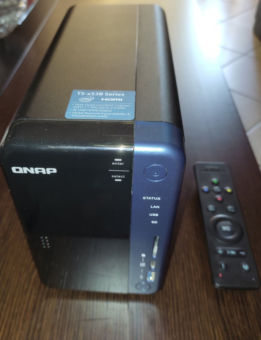 QNAP.jpg