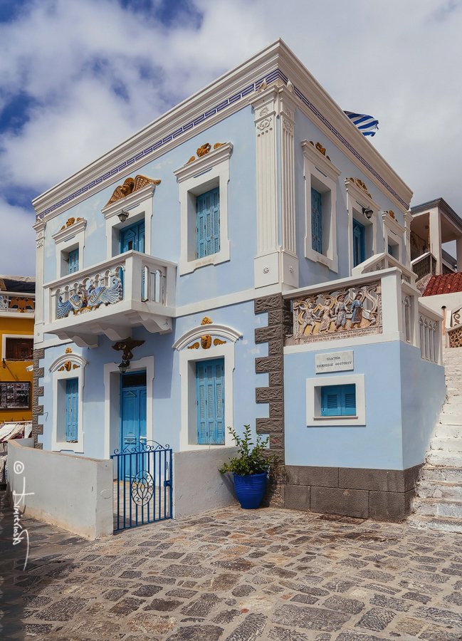 _1280072_DxO-G127AF_W - Copy_WM.jpg