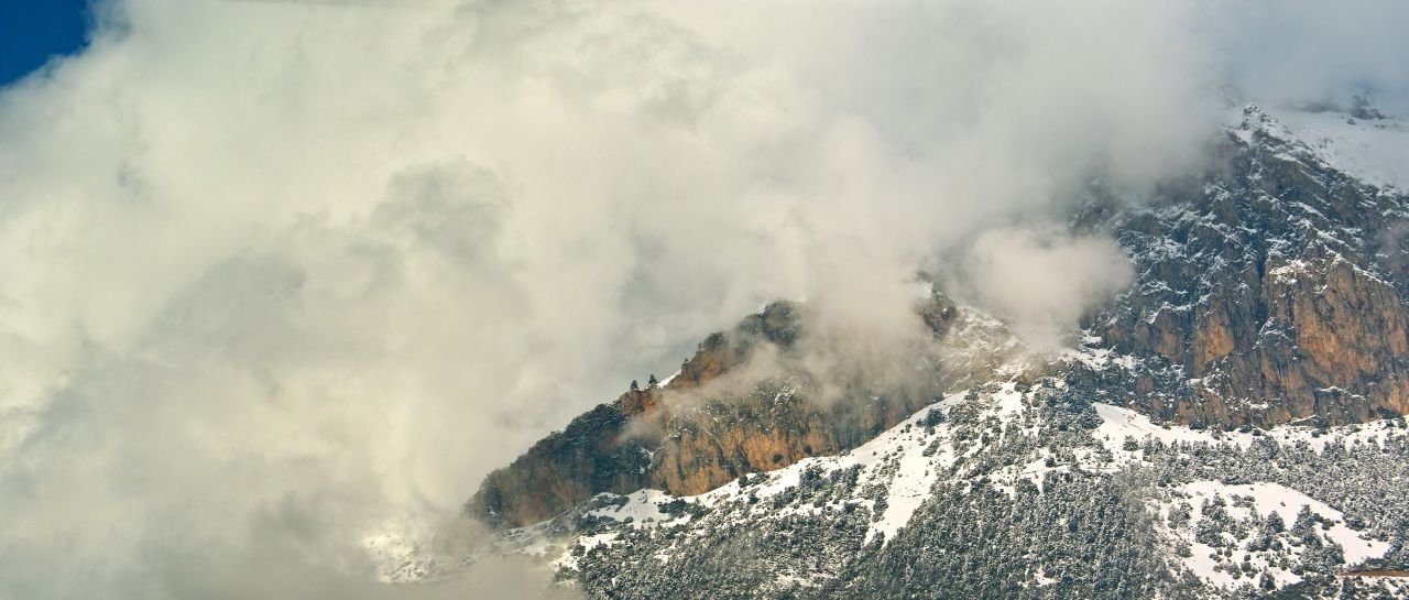 parnassos mountain.jpg