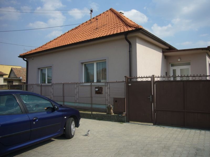 Γβ’ΓΒΉΓΒΊΓΕΓΒ½ΓΒ± 081a.jpg