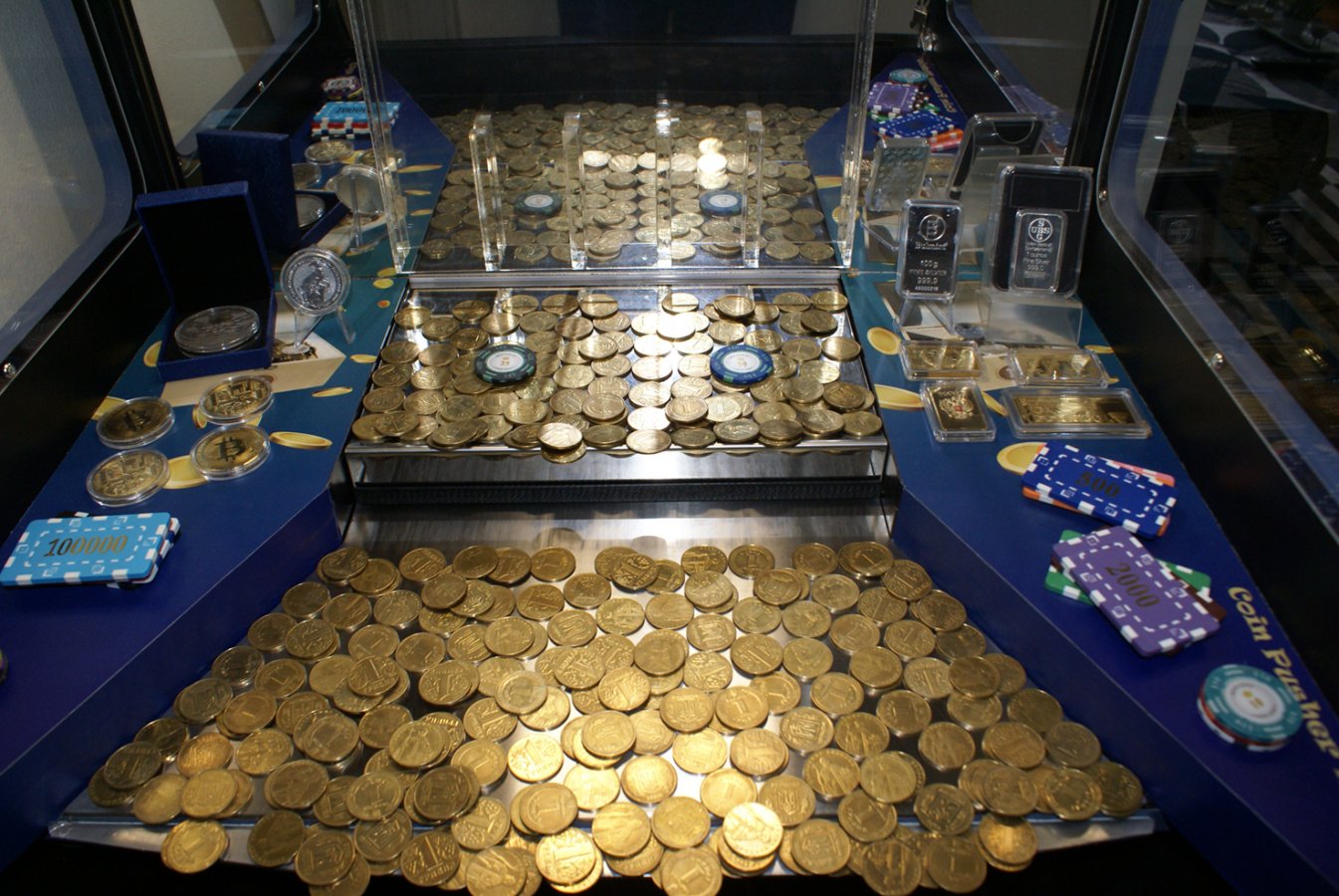 Coin pusher game_1.jpg