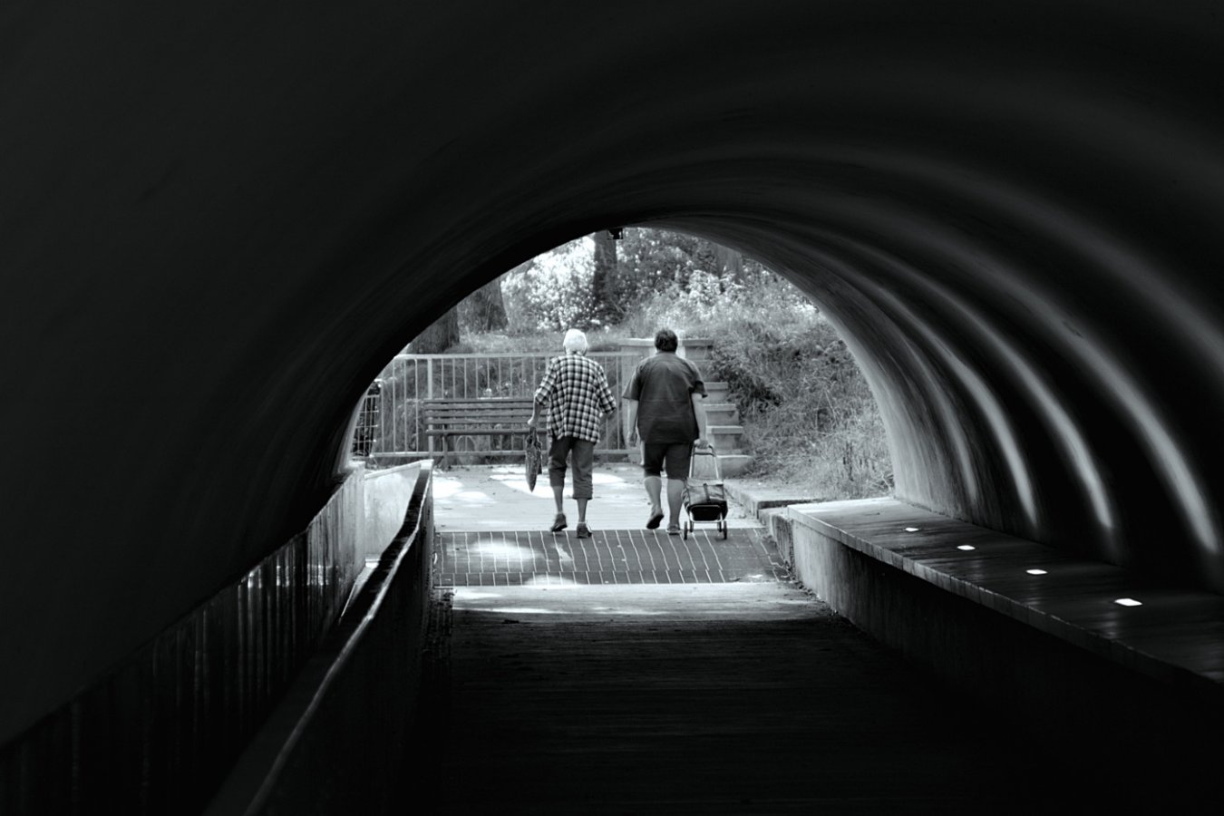 SVĚTLO NA KONCI TUNELU.jpg