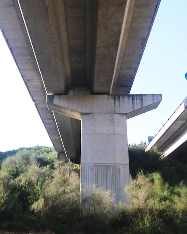 Ποσοι μαλακες μαζευτηκαν γιαυτο το κοσμημα.jpg