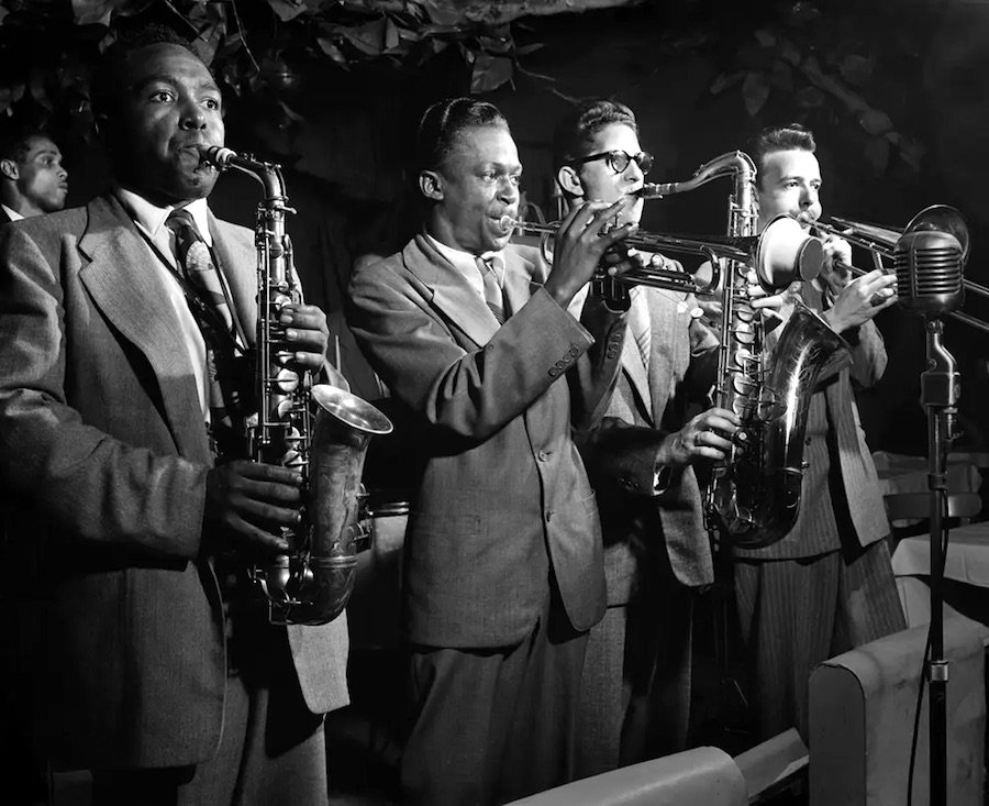 06.ParkerDavisWindingEagerNYC1948.jpg