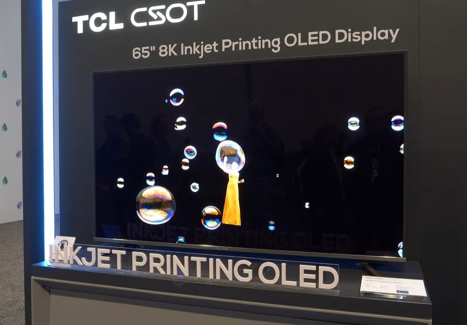 65 inch TCL CSOT 8K Inkjet Printing RGB OLED Display JOLED prototype.jpg