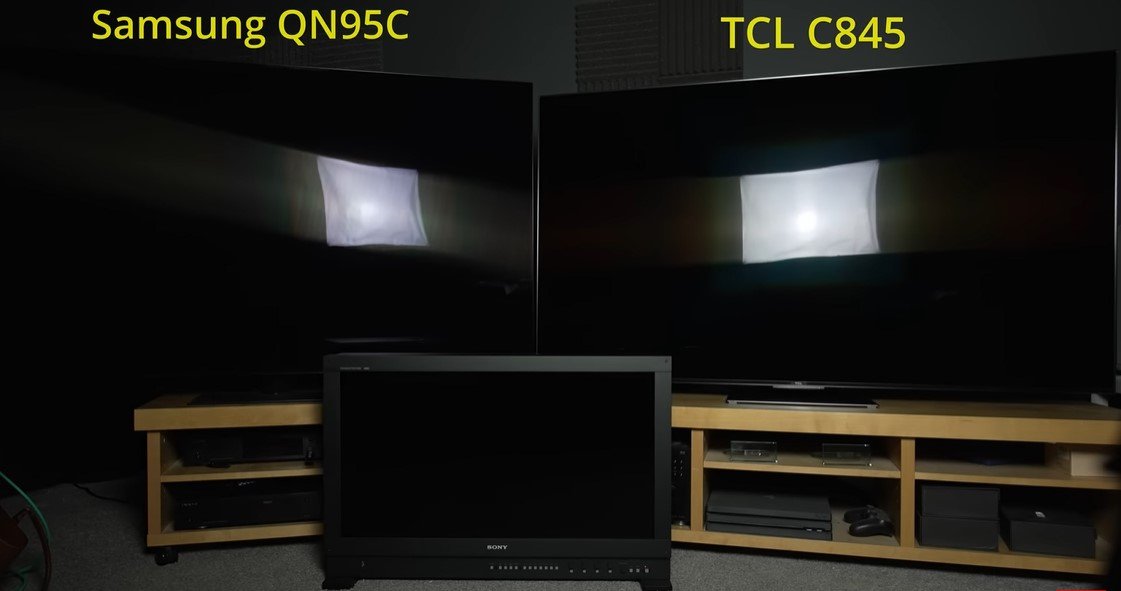 TCL 65C845 anti glare coating hdtvtestcouk.jpg
