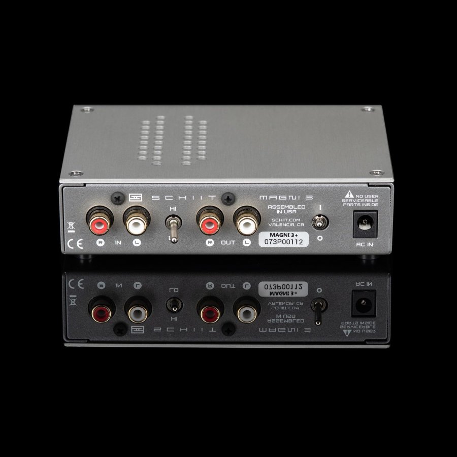 SchiitAudioMagni3_HeadphoneAmplifier02_4000x@2x.progressive.jpg SchiitAudioMagni3_HeadphoneAmplifier02_4000x@2x.progressive.jpg