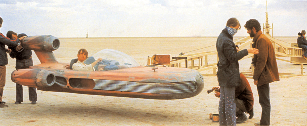 Luke's speeder (Lars residence) 03.png