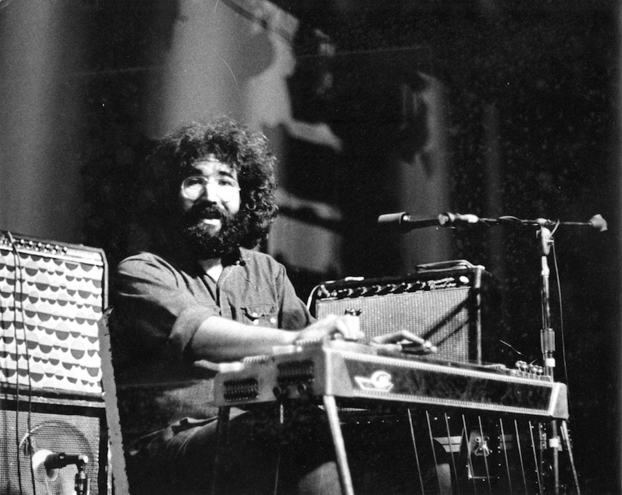 JerryGarciaFillmoreAuditoriumSF1970.jpg