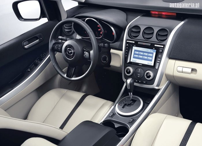 mazda_cx-7_2006_05.jpg