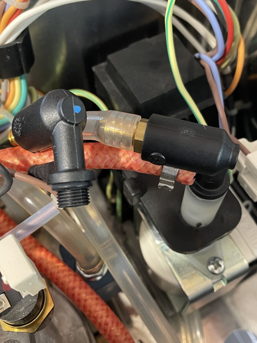 IMG_1594.jpeg IMG_1594.jpeg