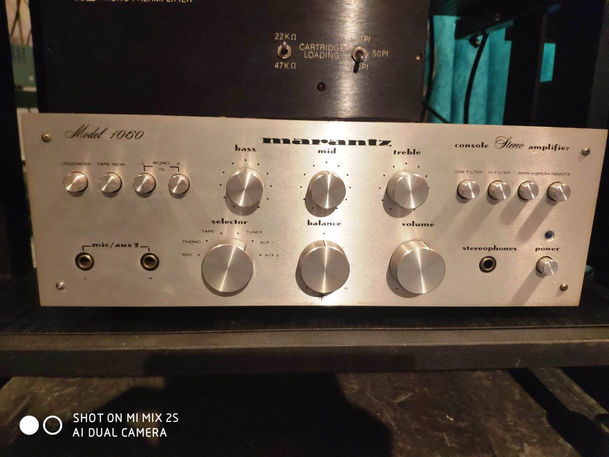 Marantz 1060...jpg