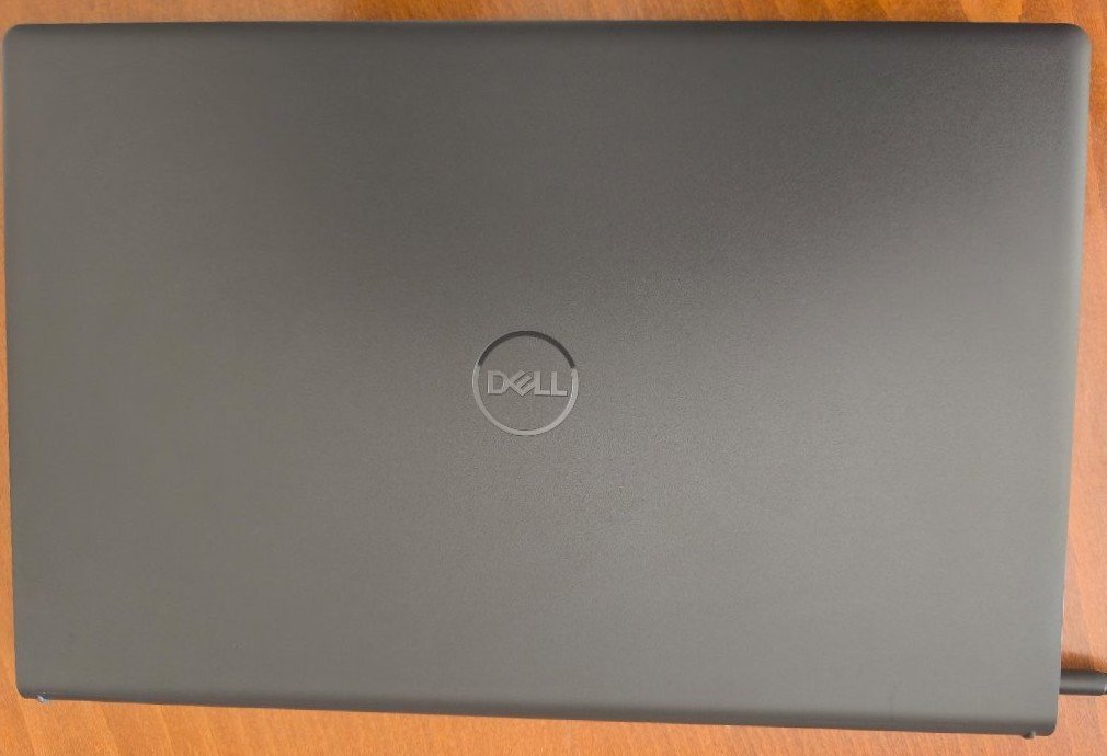 DELL 3520 (3).jpg