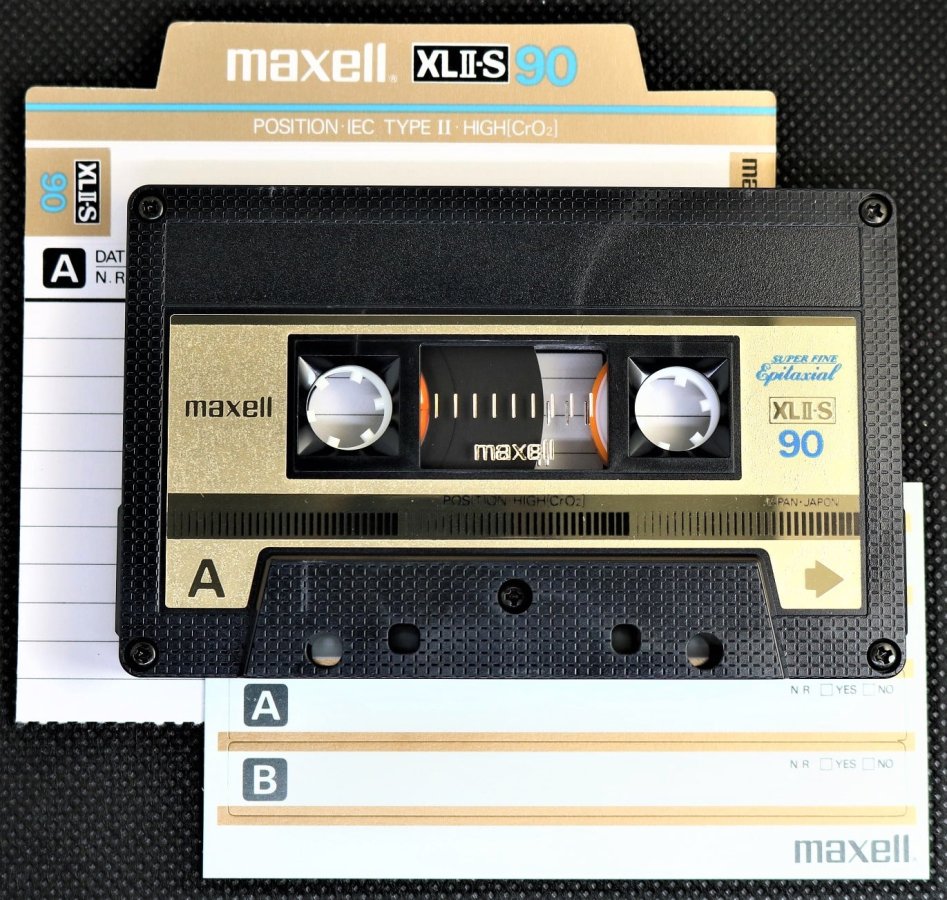 Maxell XL II - S.jpg