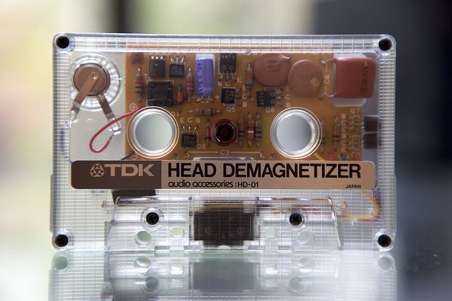 TDK HD-01 head demagnetizer.jpg