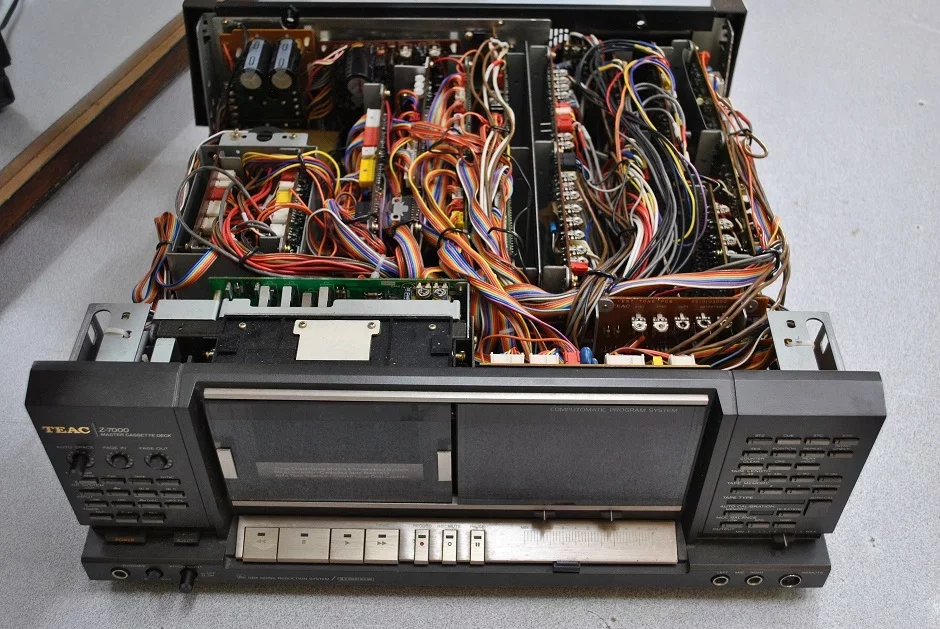 teac-z7000-service.webp