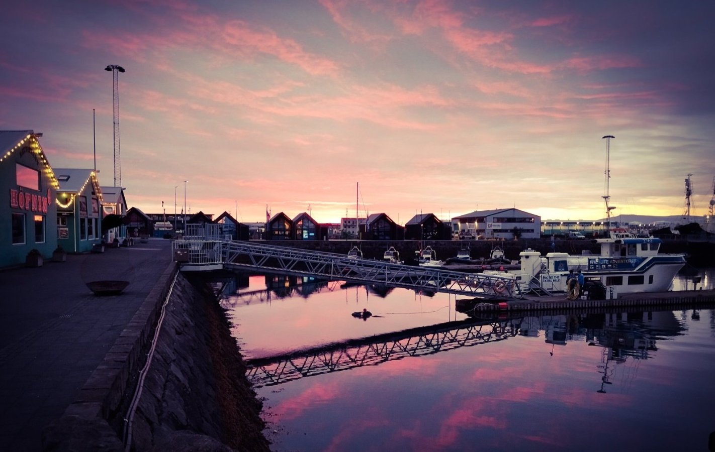 Μidnight on Reykavik.jpg