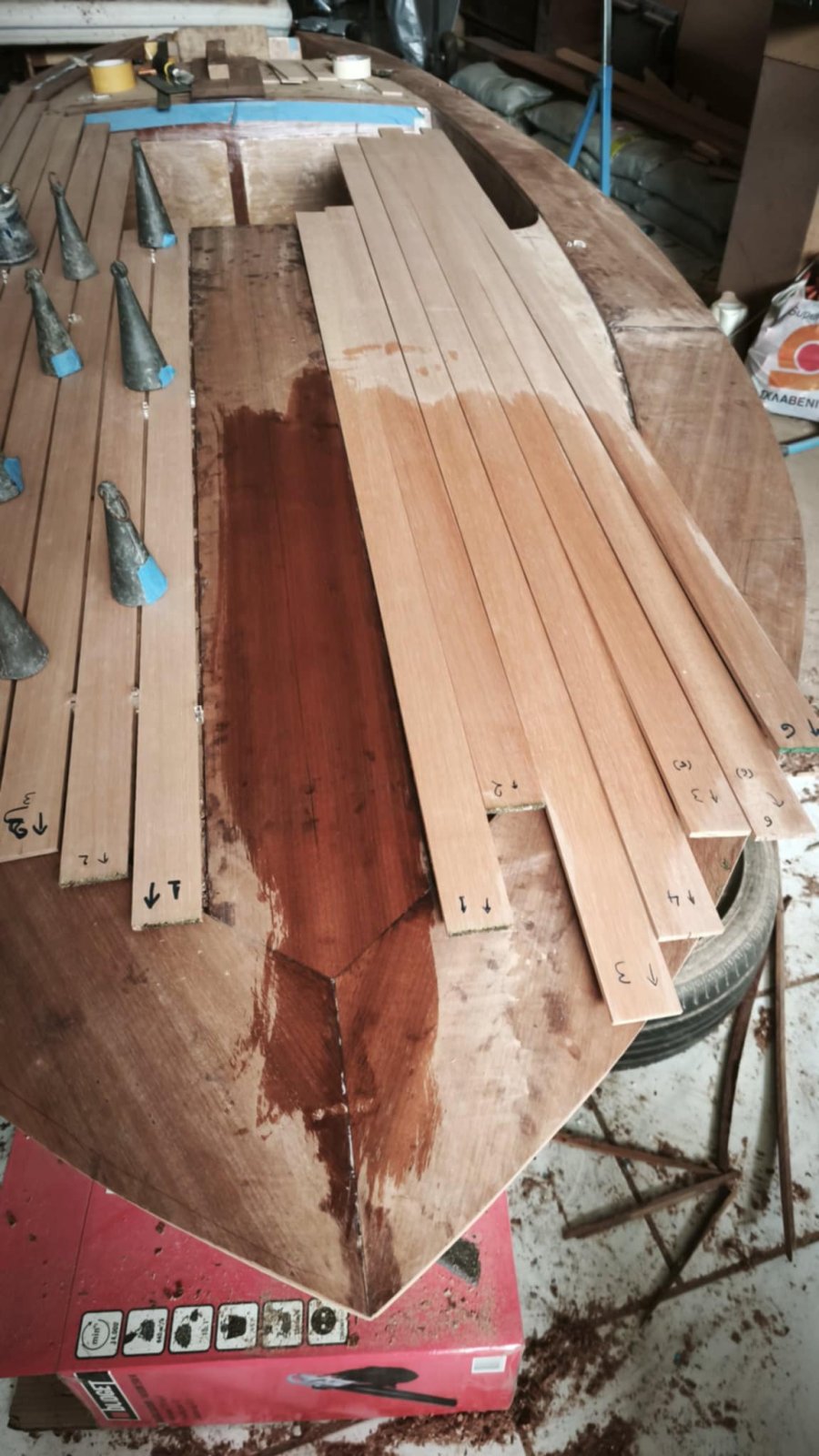 κατασκευή deck απο μαόνι χαμηλή ανάλυση (11).jpg