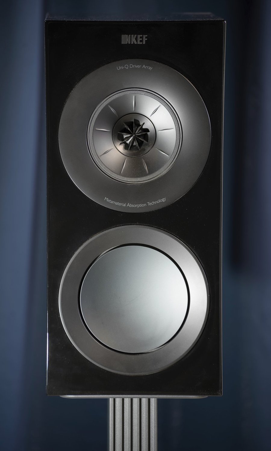 Kef_R3_Meta_Black_Front_DSC4755.jpg Kef_R3_Meta_Black_Front_DSC4755.jpg