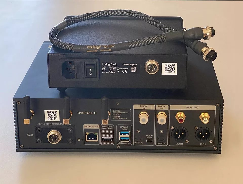 s-l960.jpg s-l960.jpg