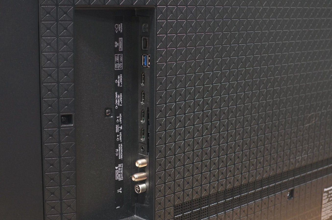 ports TV-55Z95B_digitalfernsehen.de.jpg