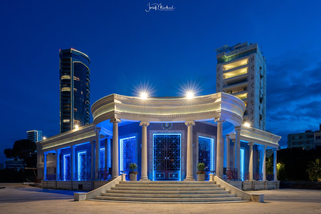 ARV03521-Edit web.jpg