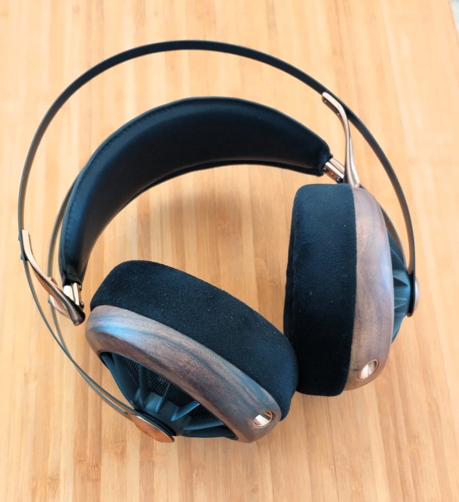 MEZE_03.jpg MEZE_03.jpg