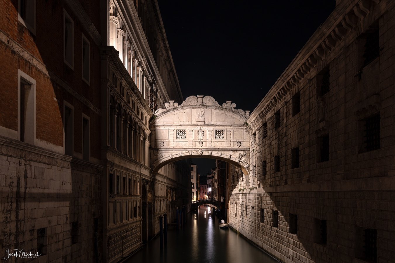 ARV03080-Edit web.jpg