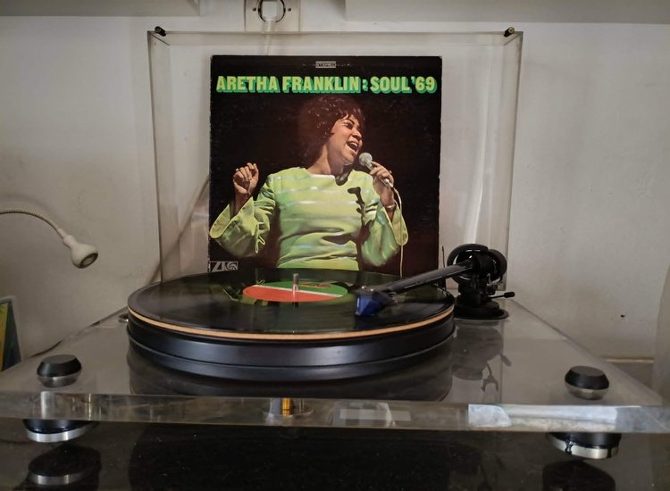 Aretha Franklin SOUL 69.jpg