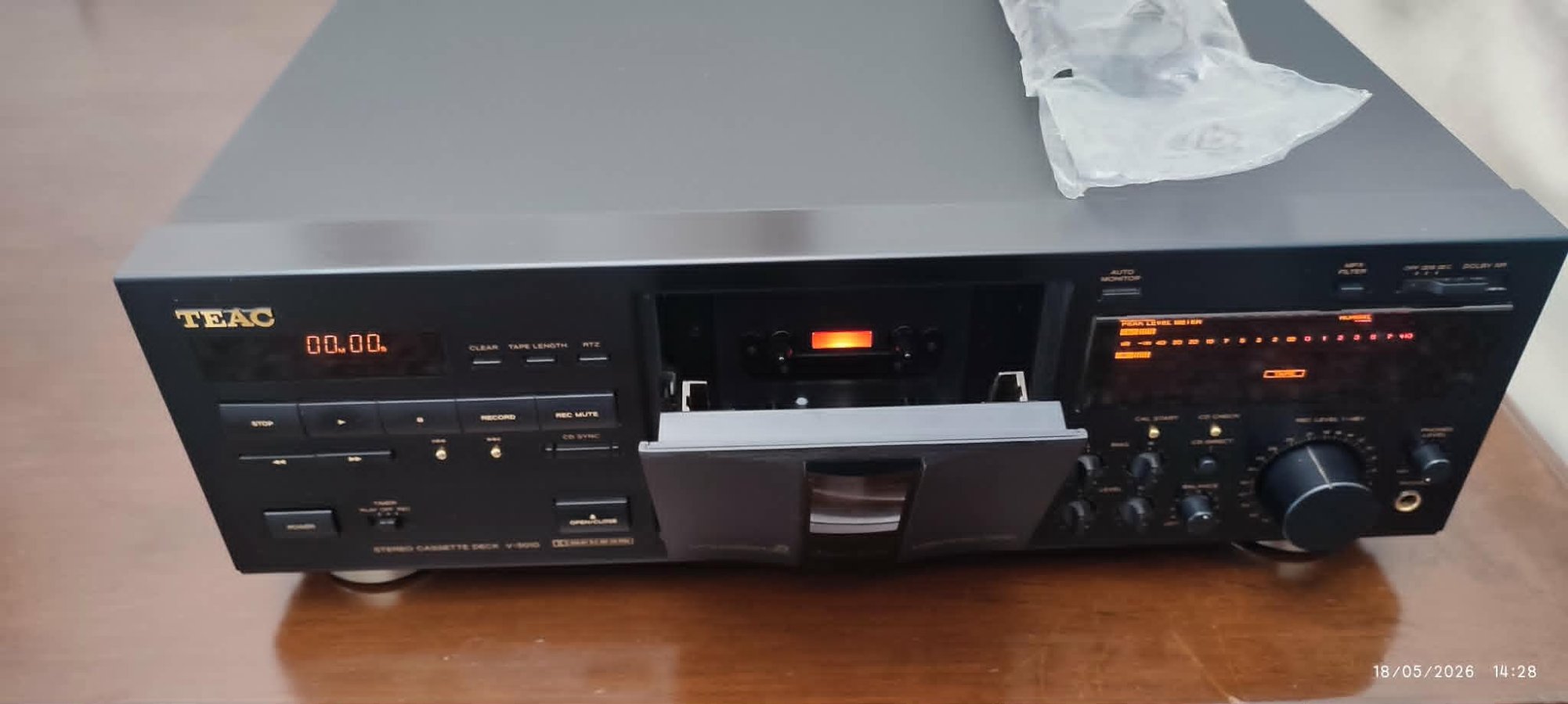 d9c4451e-fa01-4a89-932a-4ad9037e6e3e.jpg
