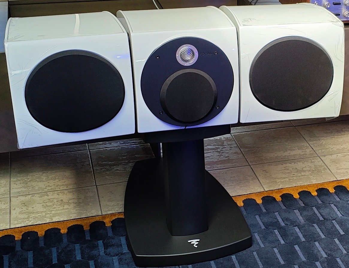 Focal_Viva_Utopia_Colour_Evo_White.jpg Focal_Viva_Utopia_Colour_Evo_White.jpg