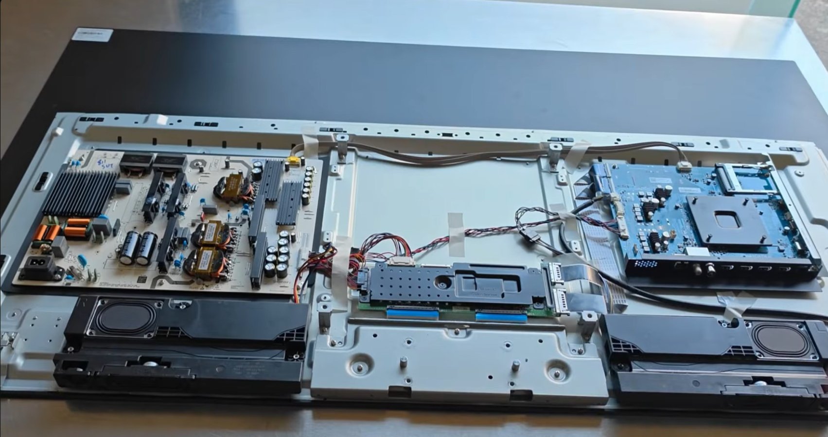 Philips 55OLED811 teardown hxosplusgr.jpg