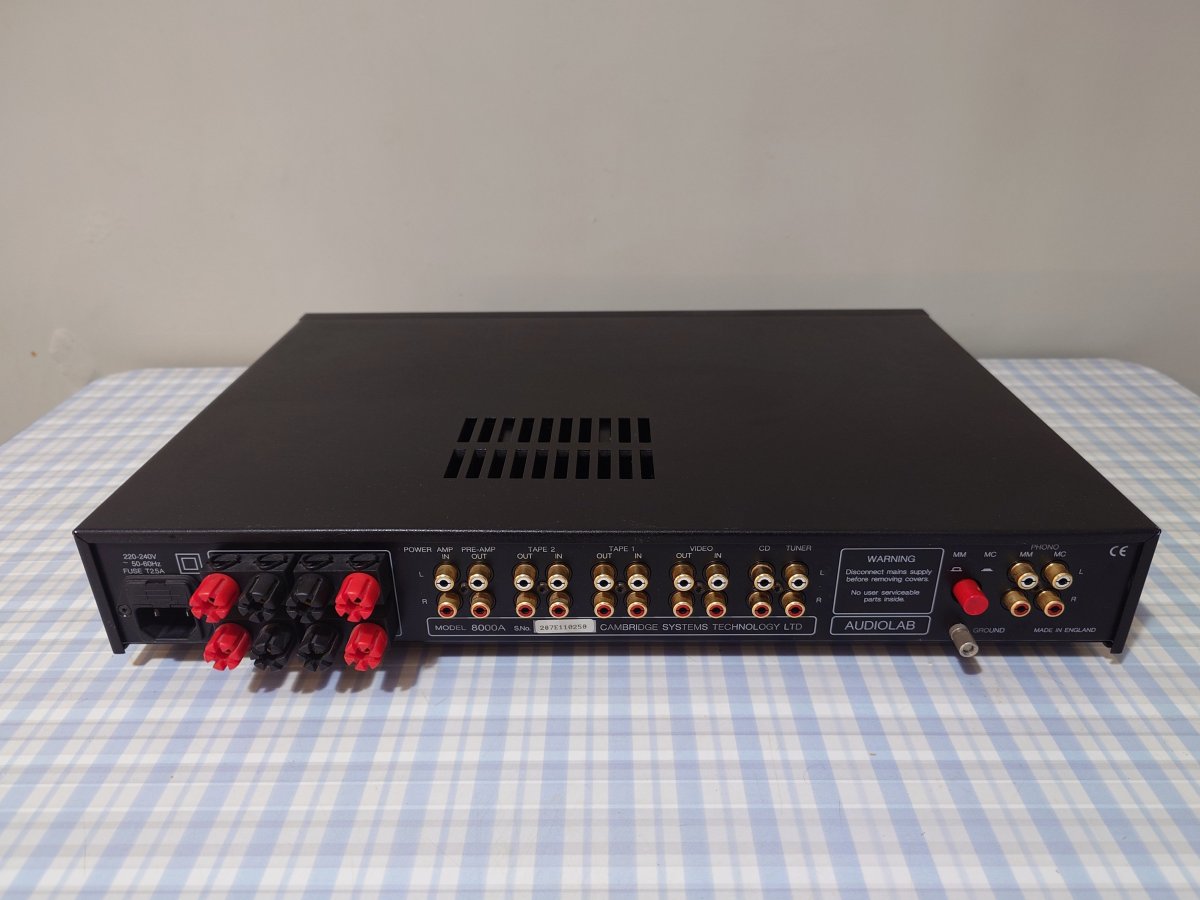 audiolab_8000a_02.jpg