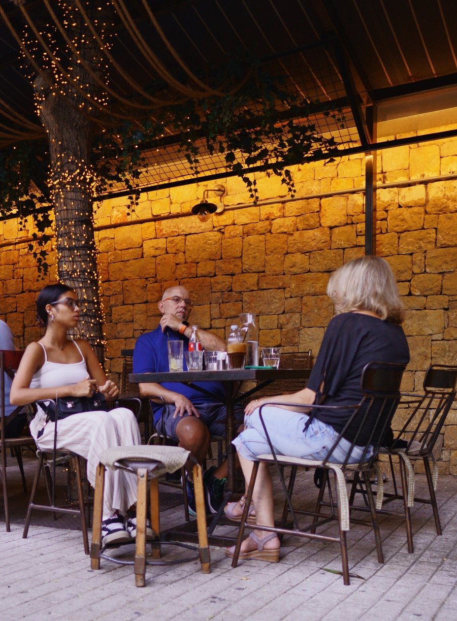 DSC04684 Cafe.JPG