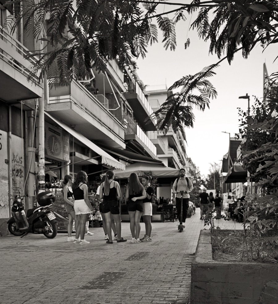 petralona pedestrian .png