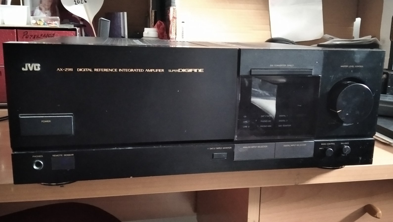 JVC AX-Z911 a 12.jpg